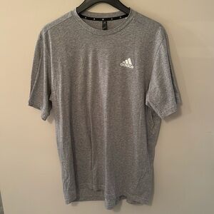 Men’s adidas aero ready T shirt